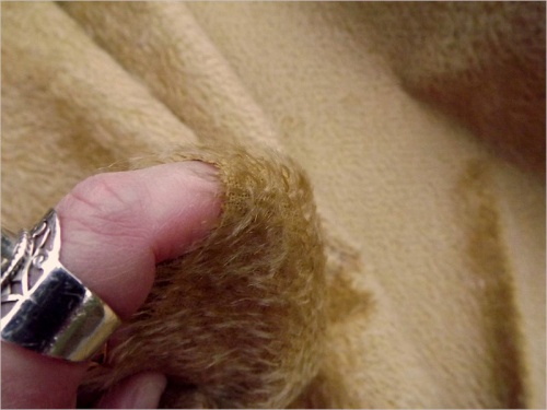 Schulte 9mm Gold Sparse Mohair - 15