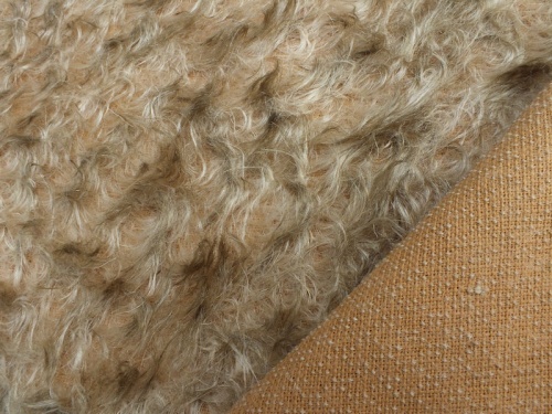 Helmbold 60/52 Beige Taupe Tipped 25mm Mohair 
